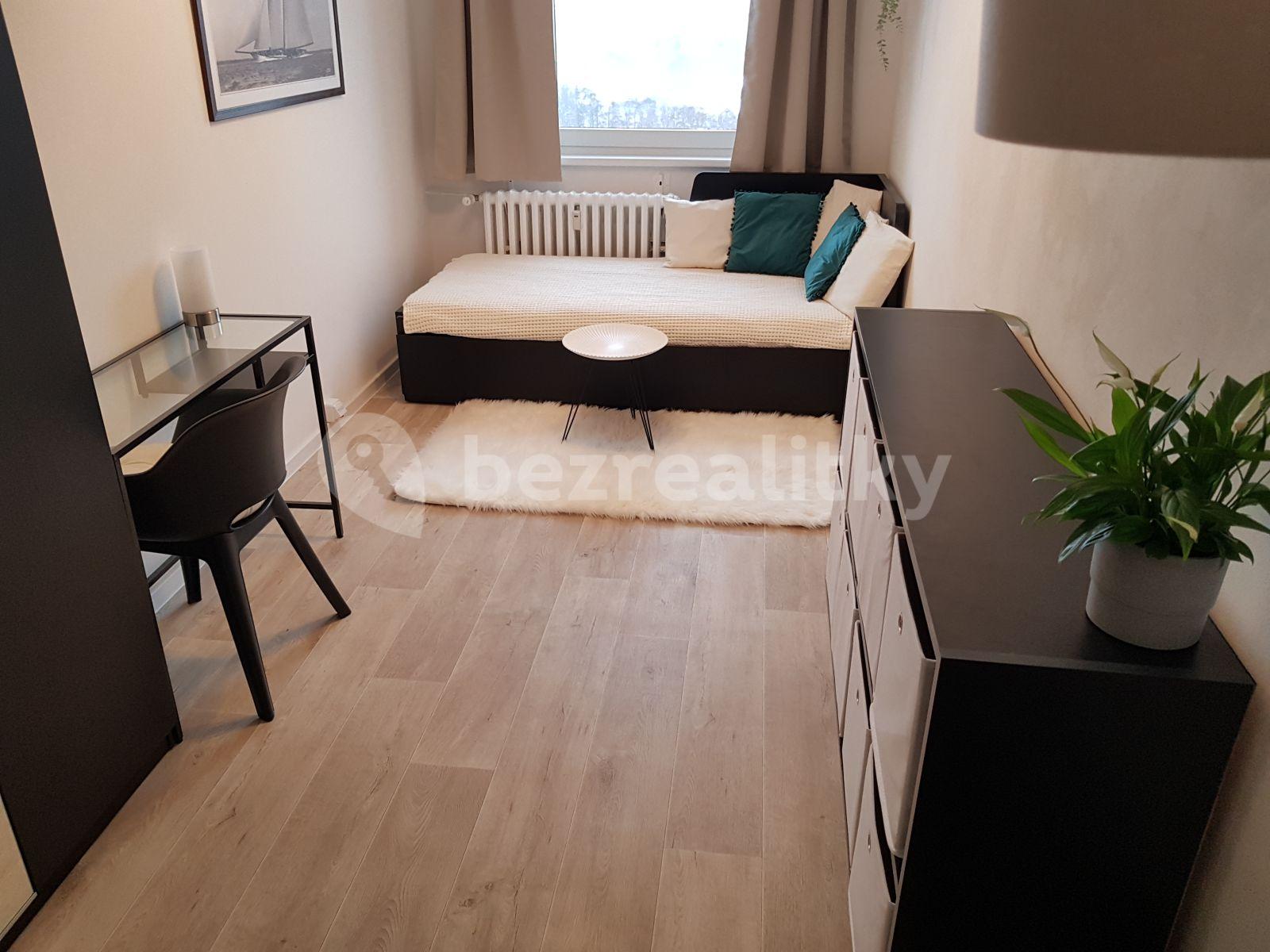 3 bedroom flat to rent, 76 m², Vajdova, Prague, Prague