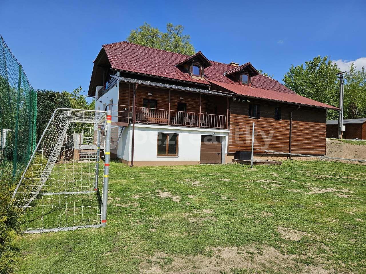 recreational property to rent, 0 m², Výprachtice, Pardubický Region