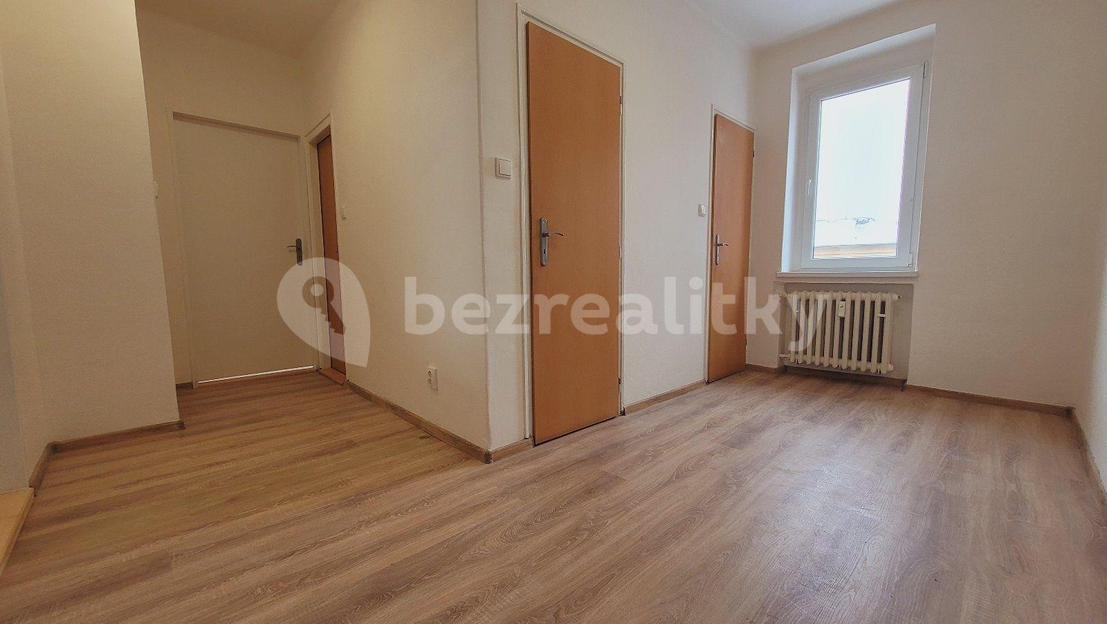 3 bedroom flat to rent, 70 m², Brožíkova, Karviná, Moravskoslezský Region