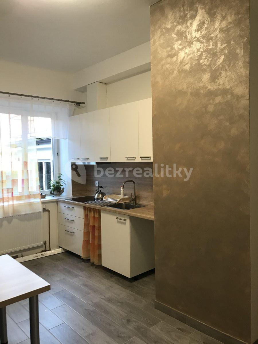 2 bedroom flat to rent, 60 m², Roháčova, Tábor, Jihočeský Region