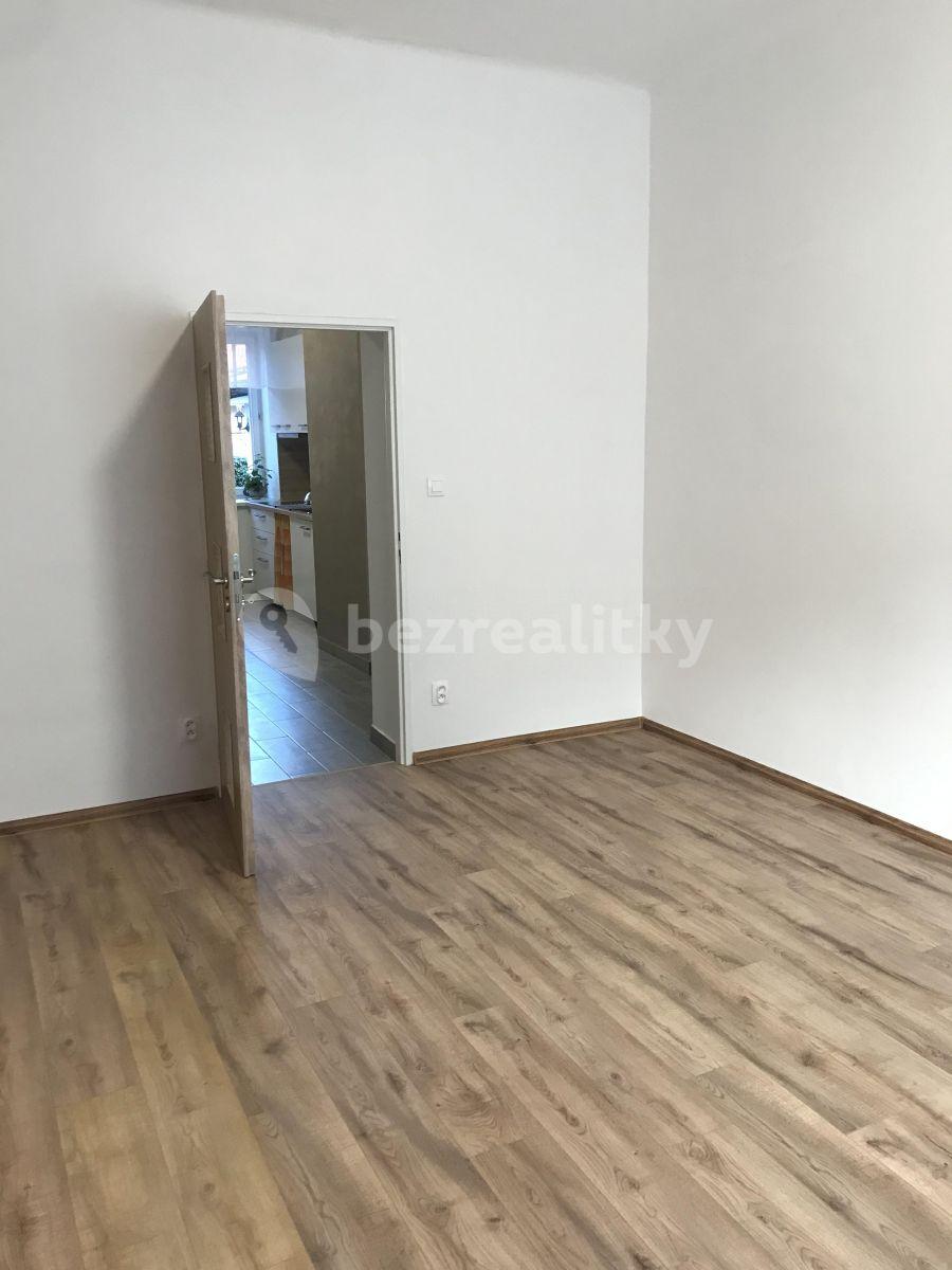 2 bedroom flat to rent, 60 m², Roháčova, Tábor, Jihočeský Region