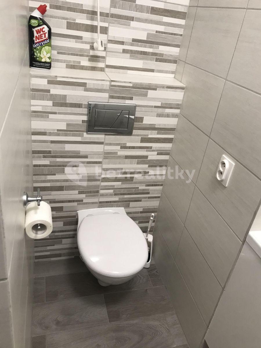 2 bedroom flat to rent, 60 m², Roháčova, Tábor, Jihočeský Region