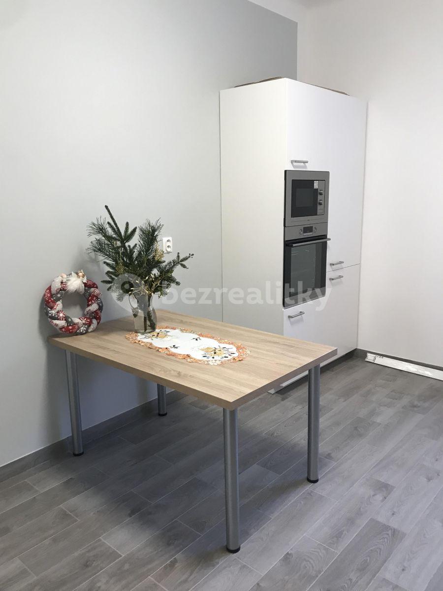 2 bedroom flat to rent, 60 m², Roháčova, Tábor, Jihočeský Region