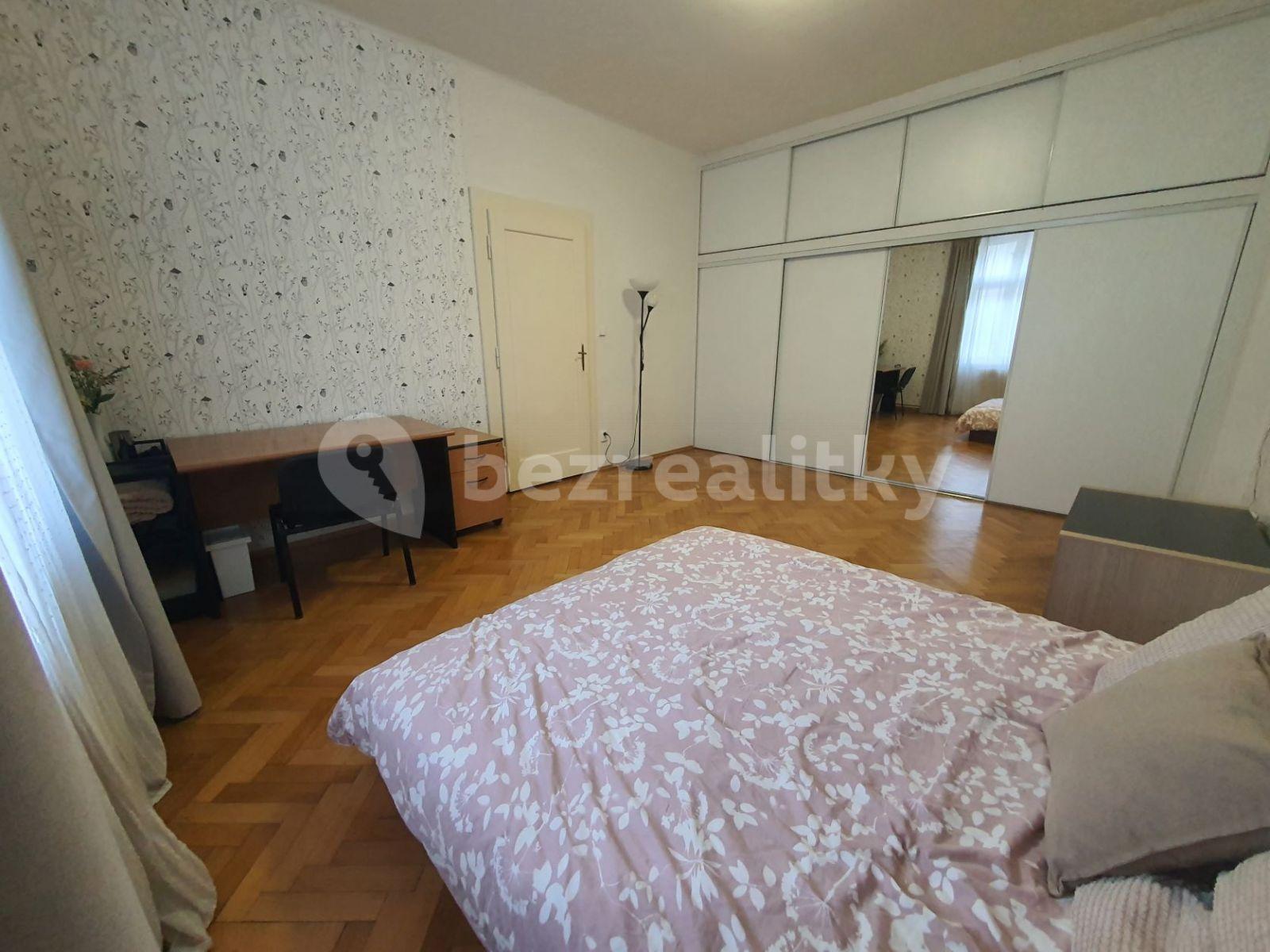 3 bedroom flat to rent, 90 m², Nad Primaskou, Prague, Prague