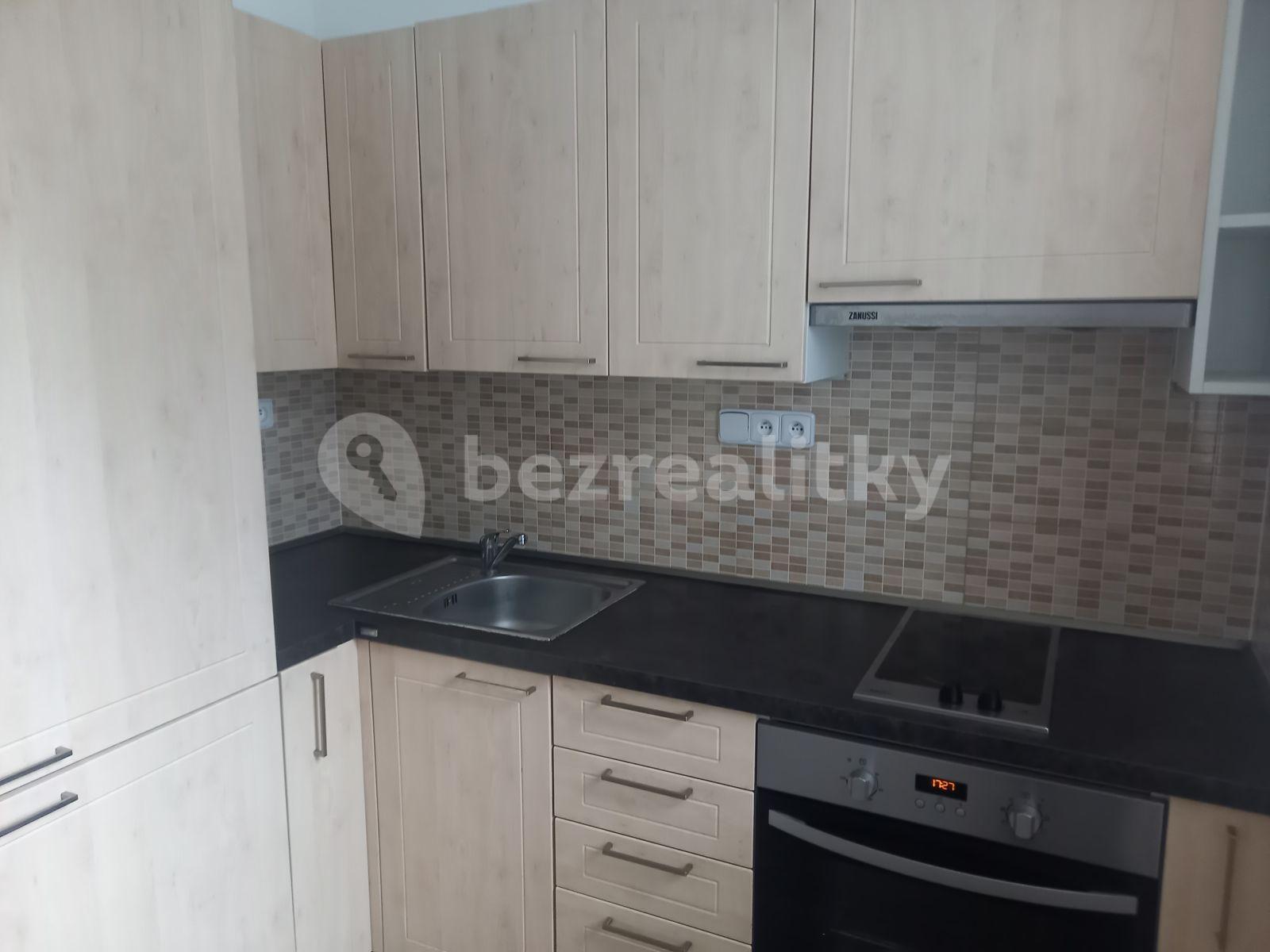 2 bedroom flat to rent, 46 m², U Nikolajky, Prague, Prague