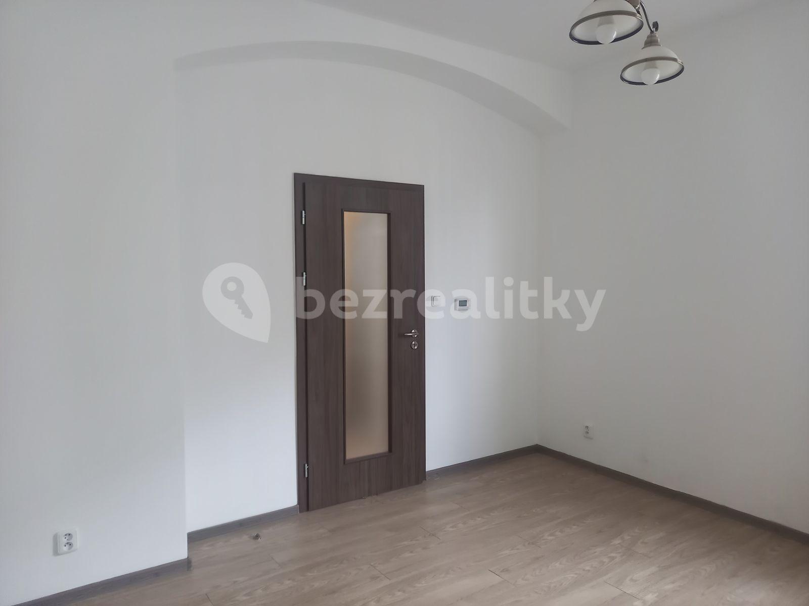 2 bedroom flat to rent, 46 m², U Nikolajky, Prague, Prague