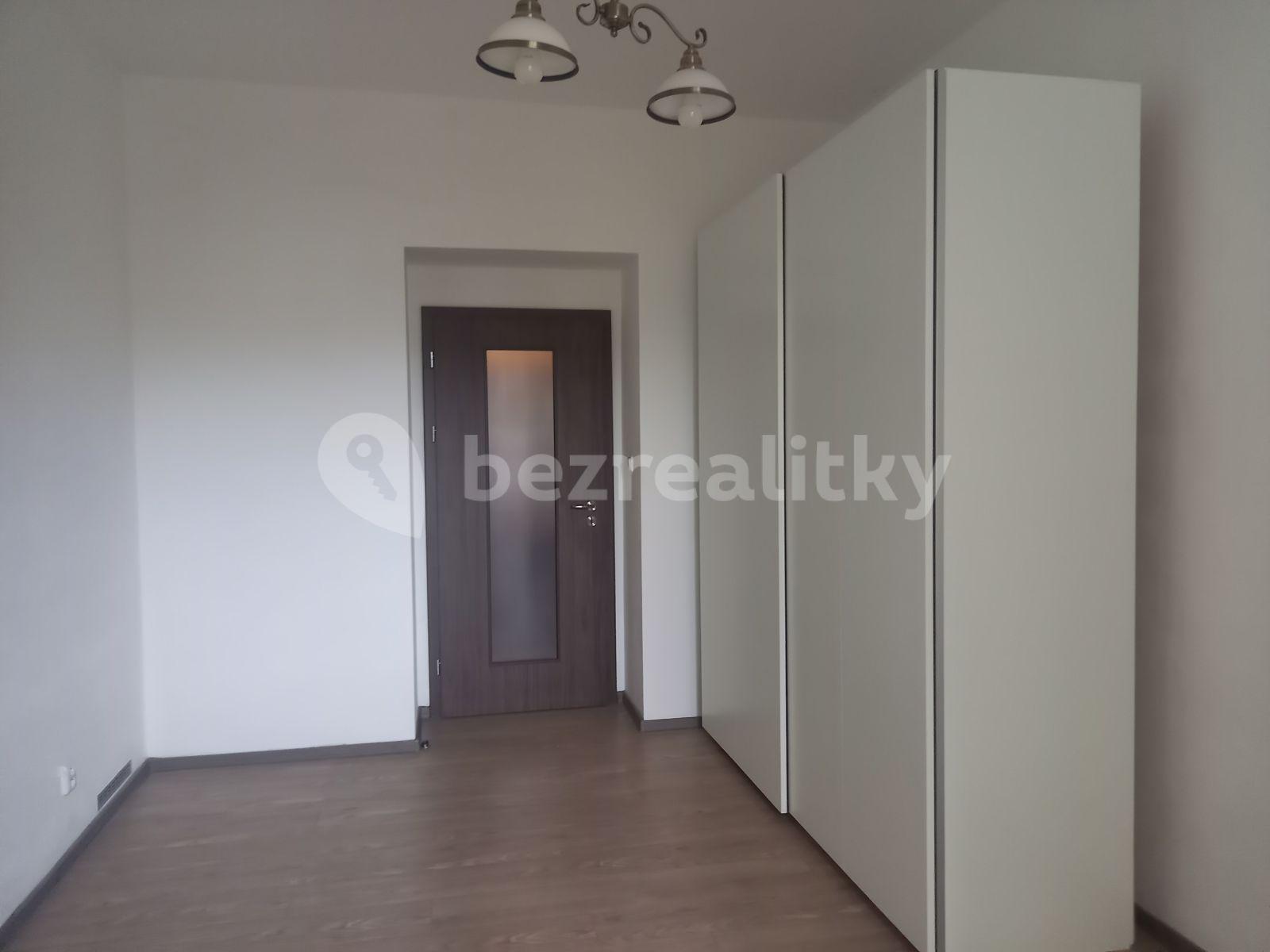 2 bedroom flat to rent, 46 m², U Nikolajky, Prague, Prague