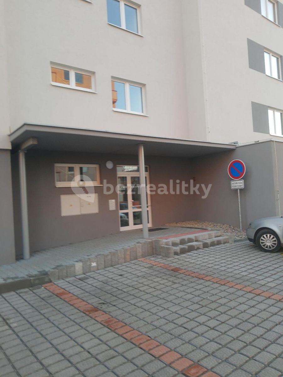 Studio flat to rent, 32 m², Rakovník, Středočeský Region