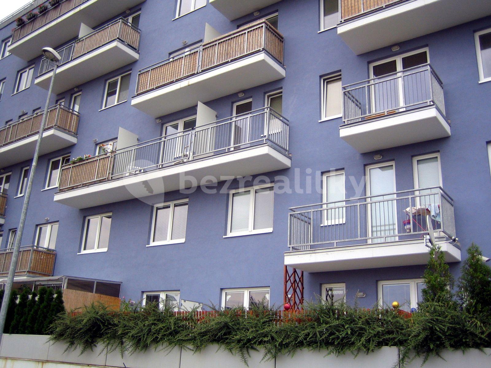 1 bedroom with open-plan kitchen flat to rent, 57 m², Novobohdalecká, Prague, Prague