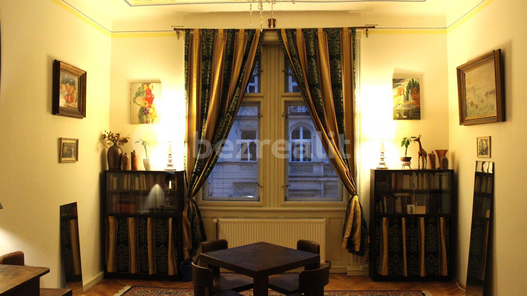 2 bedroom with open-plan kitchen flat to rent, 102 m², Dukelských hrdinů, Prague, Prague