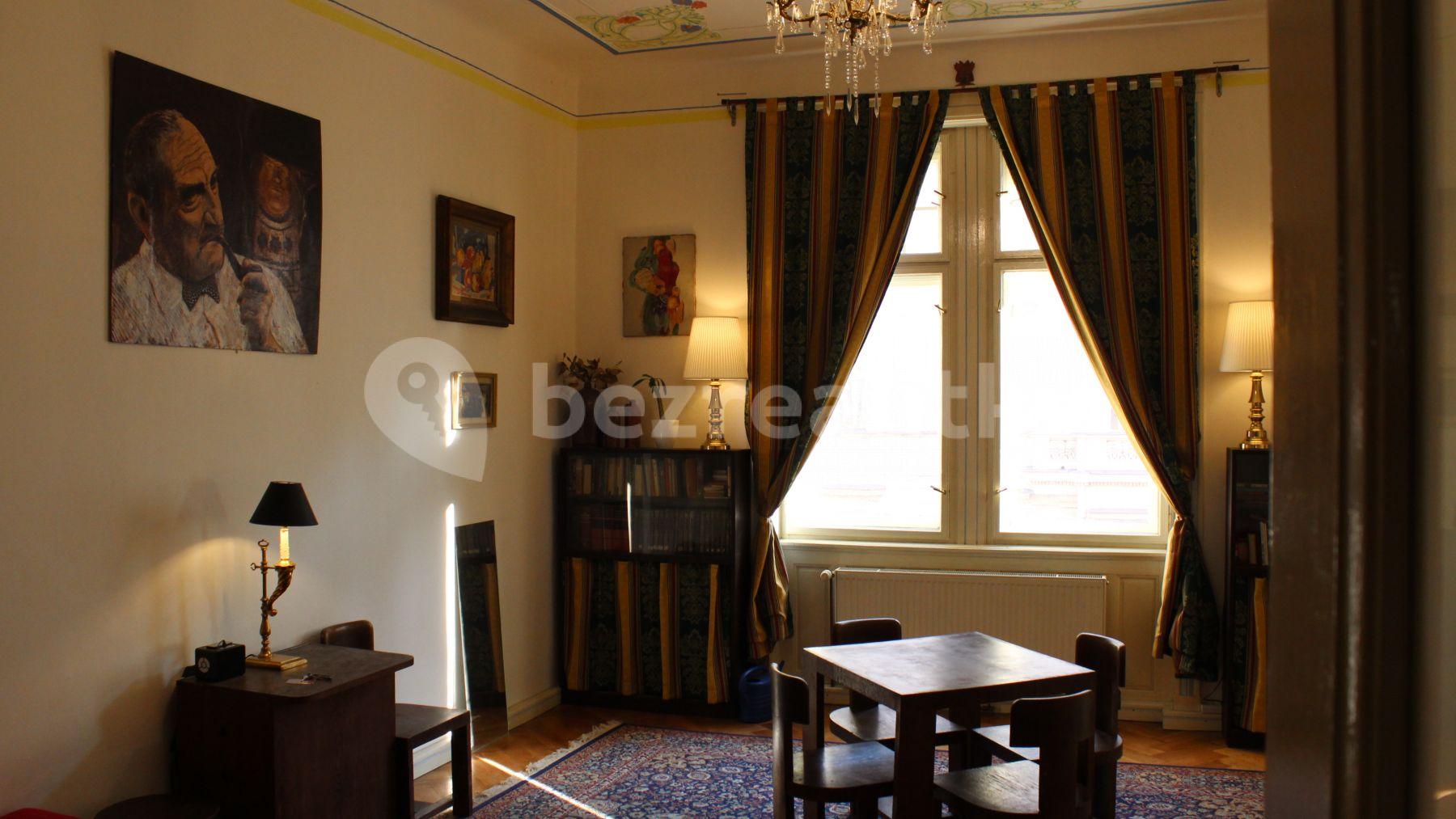 2 bedroom with open-plan kitchen flat to rent, 102 m², Dukelských hrdinů, Prague, Prague