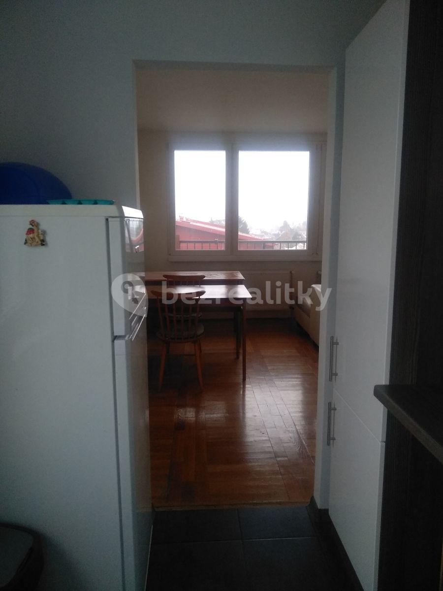 2 bedroom with open-plan kitchen flat to rent, 62 m², Nádražní, Mnichovo Hradiště, Středočeský Region