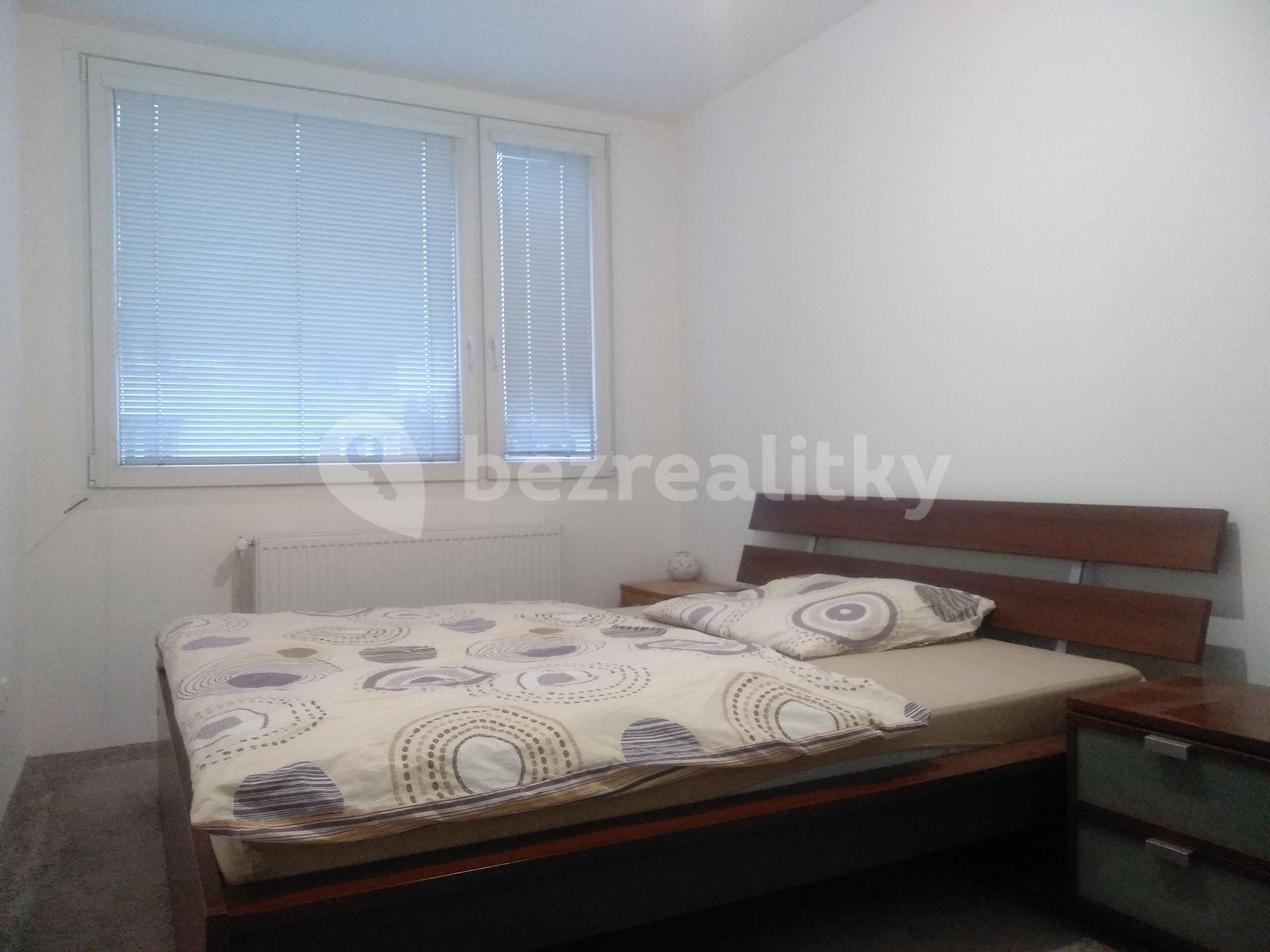 2 bedroom with open-plan kitchen flat to rent, 62 m², Nádražní, Mnichovo Hradiště, Středočeský Region