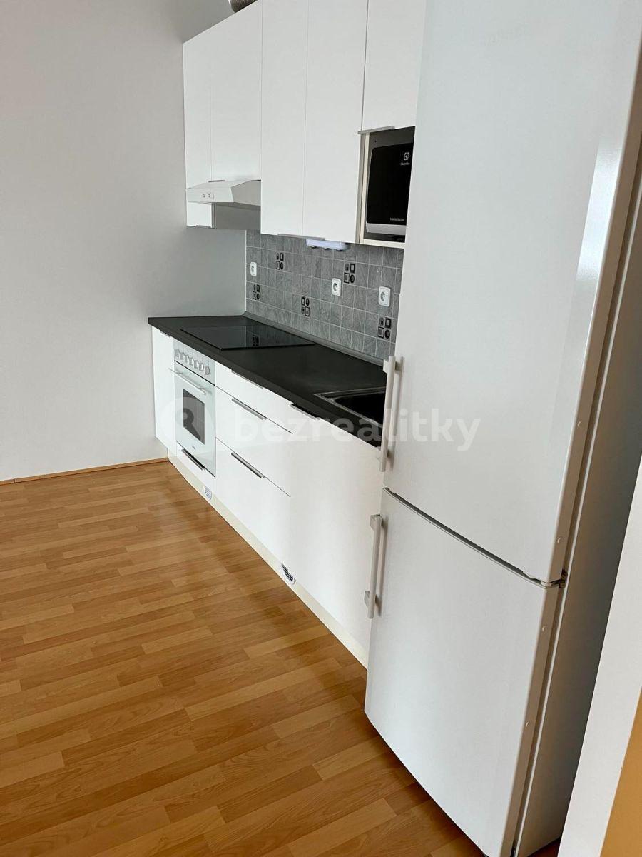 1 bedroom with open-plan kitchen flat for sale, 58 m², Komenského, Horoměřice, Středočeský Region