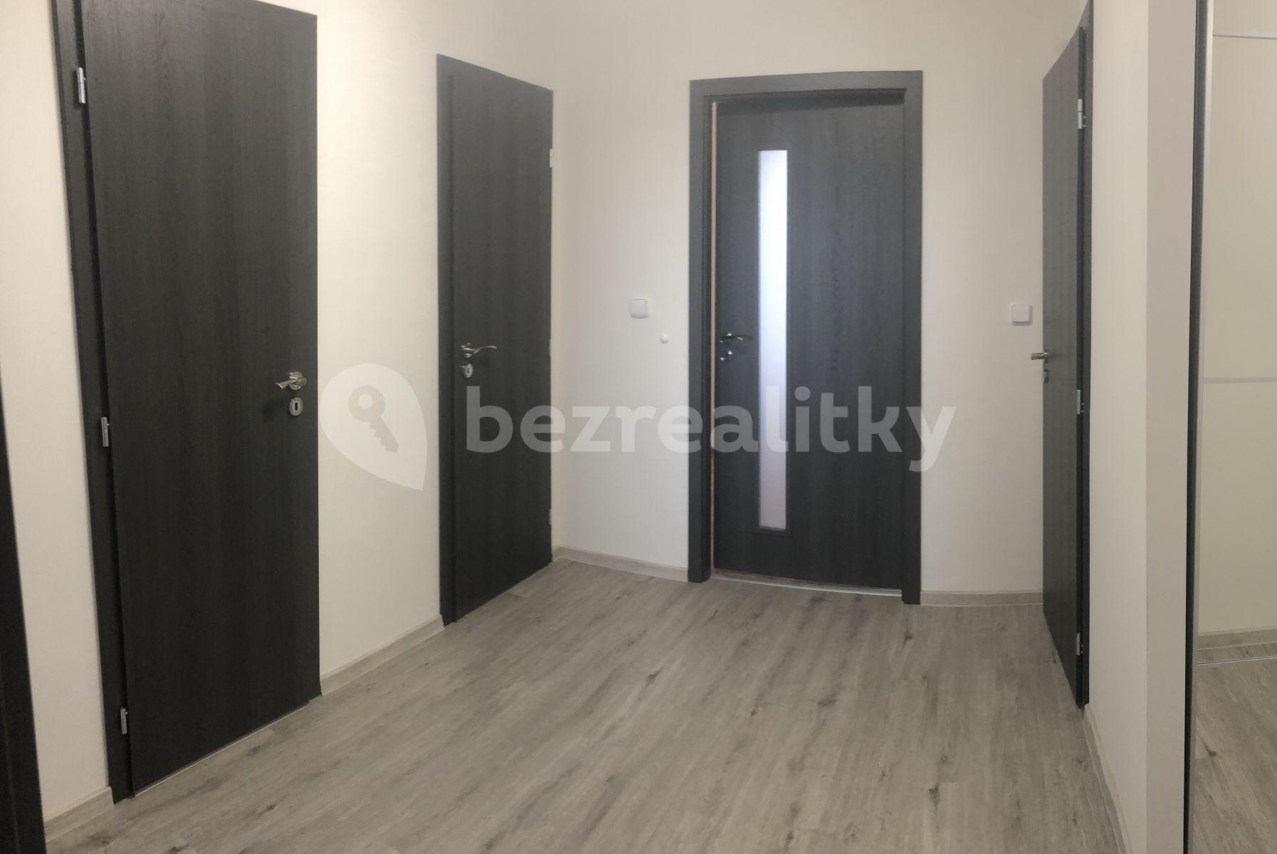 3 bedroom with open-plan kitchen flat to rent, 84 m², Filipova, Prague, Prague