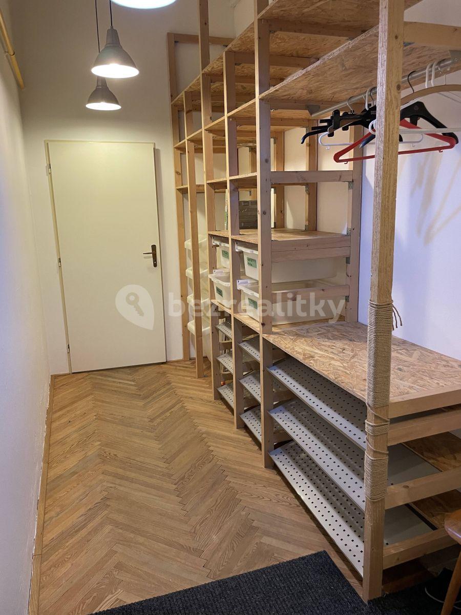 2 bedroom flat to rent, 90 m², Kotlářská, Brno, Jihomoravský Region