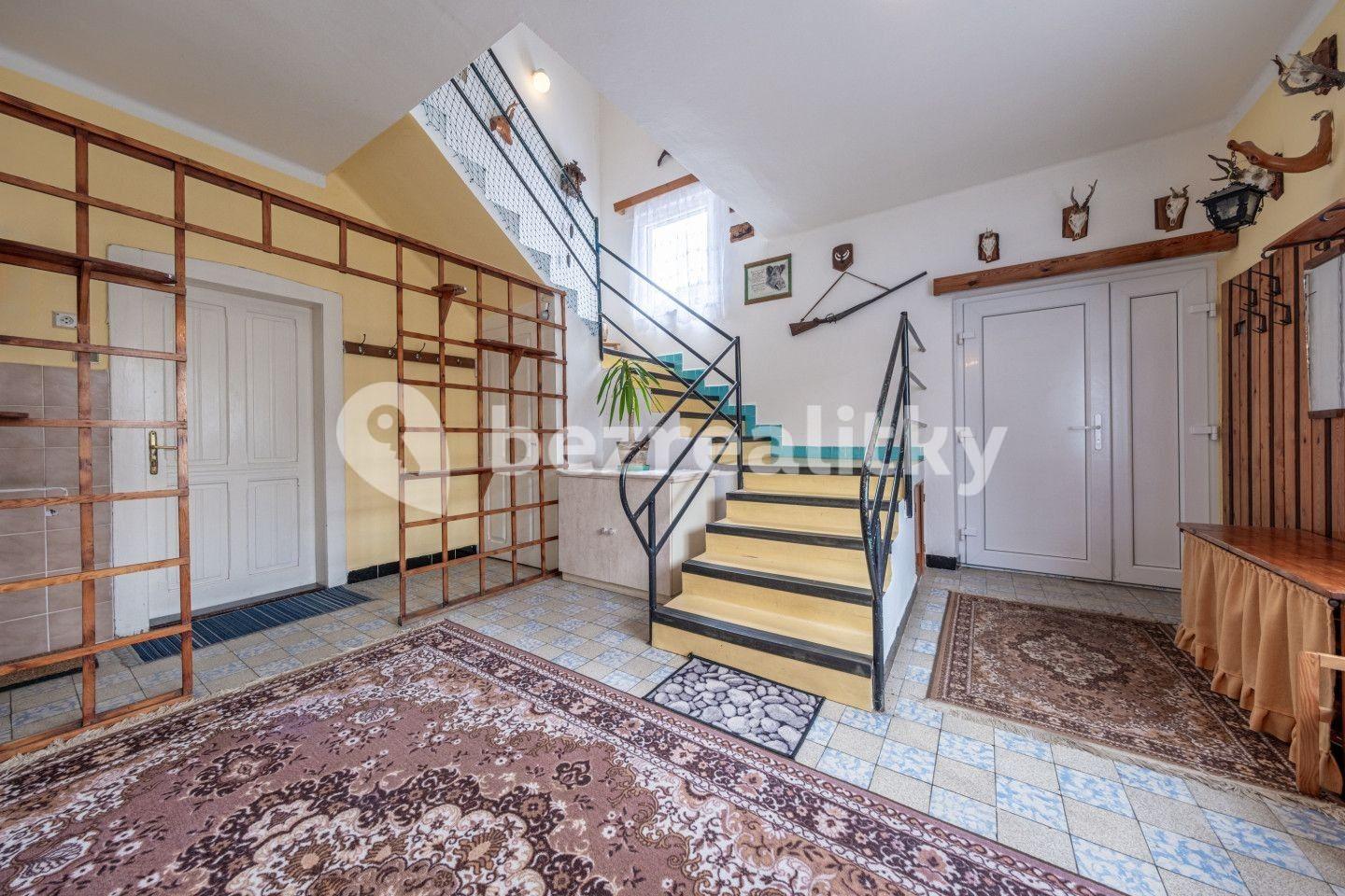 house for sale, 110 m², Vodárenská, Týnec nad Labem, Středočeský Region