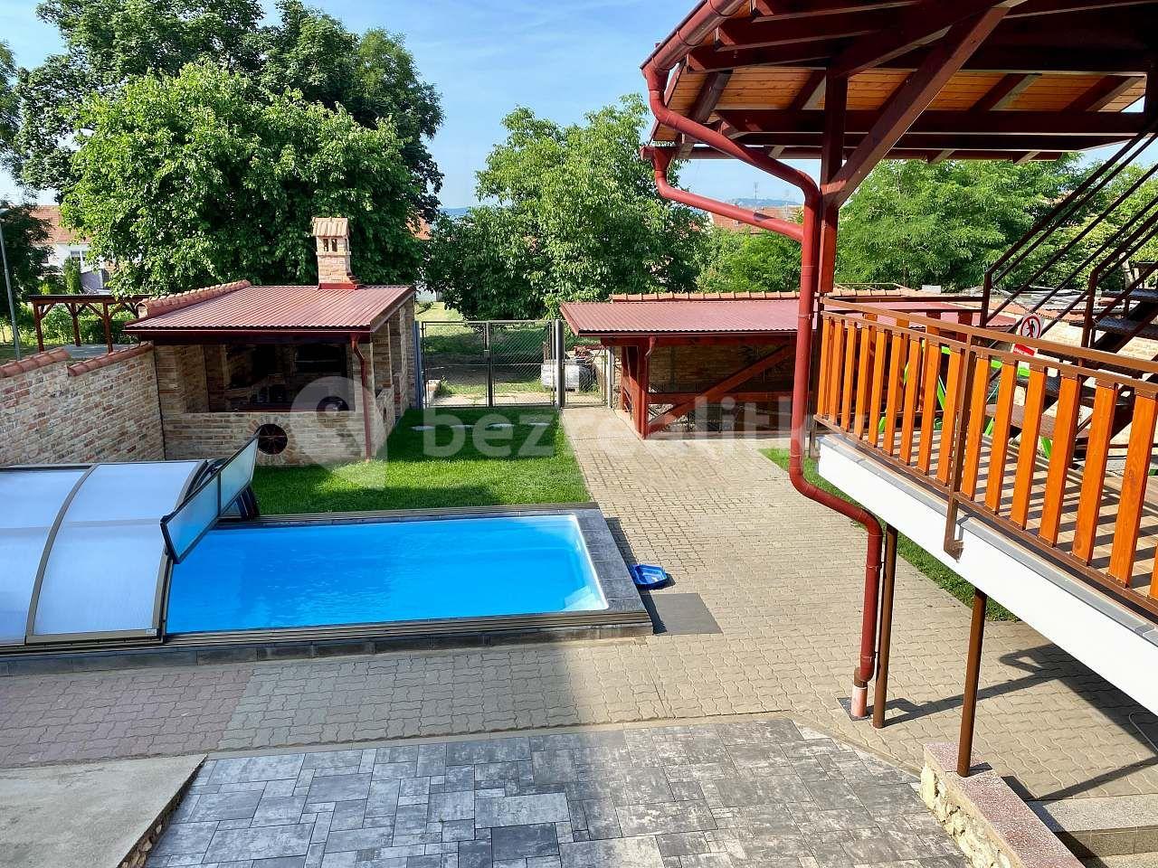 recreational property to rent, 0 m², Šakvice, Jihomoravský Region