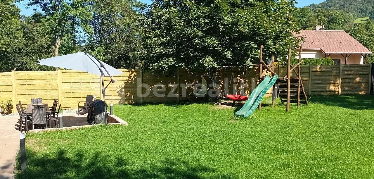 recreational property to rent, 0 m², Bělá pod Pradědem, Olomoucký Region