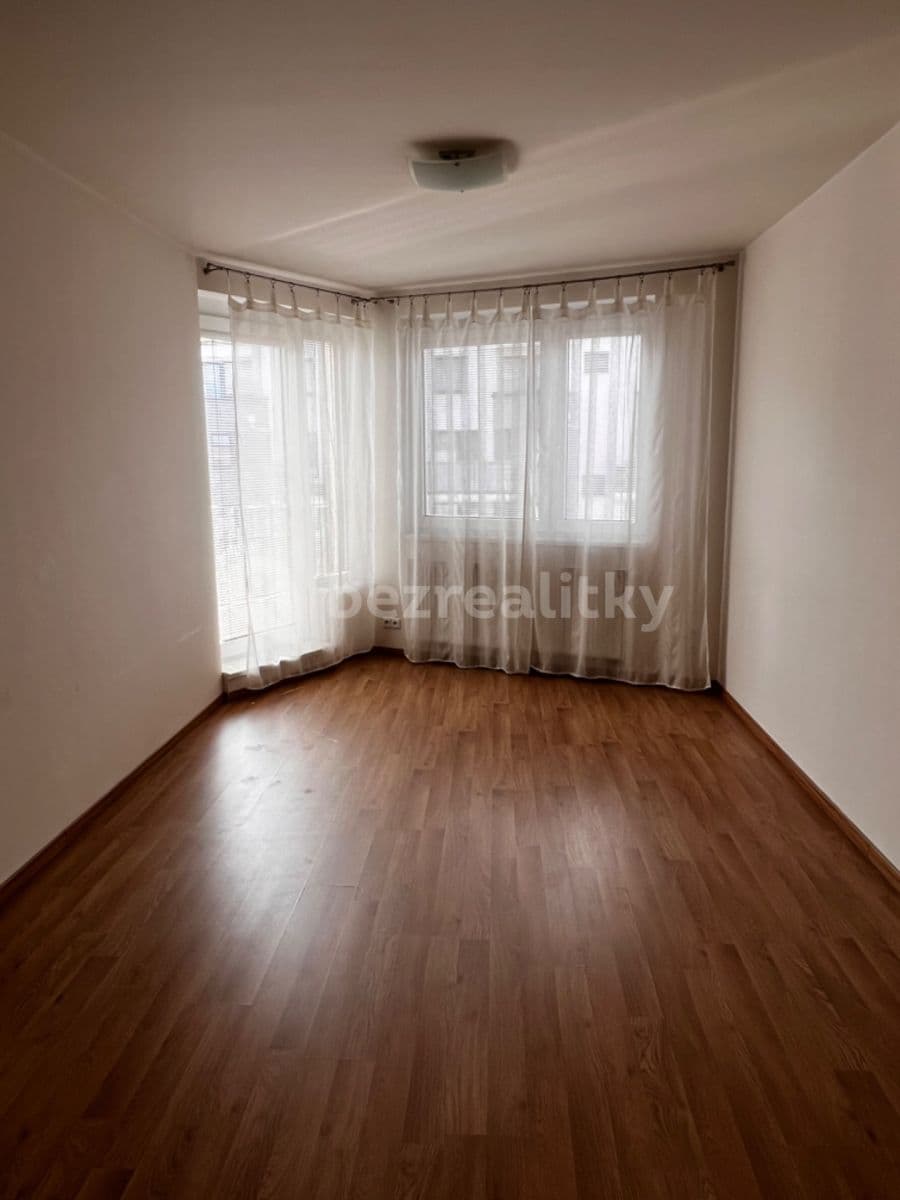Studio flat for sale, 31 m², Zakšínská, Prague, Prague