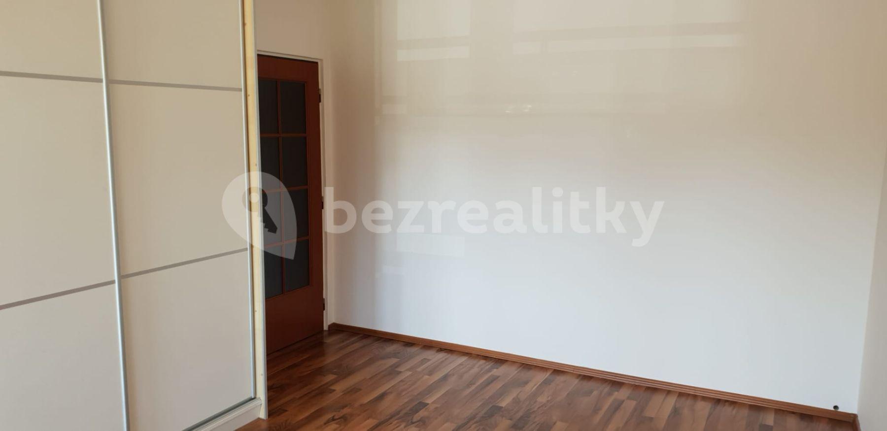 2 bedroom flat to rent, 65 m², Kpt. Nálepky, Louny, Ústecký Region