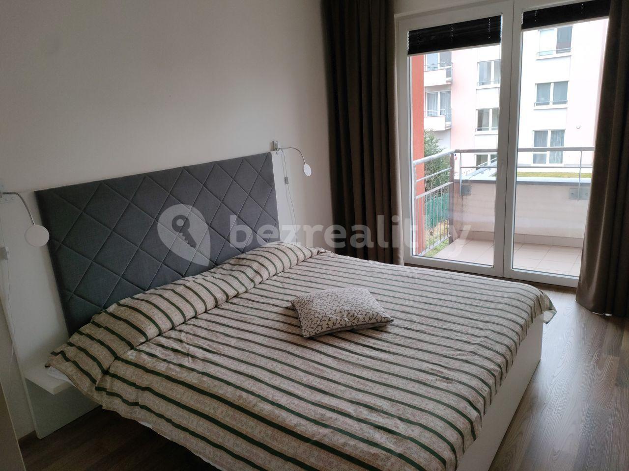 1 bedroom with open-plan kitchen flat to rent, 53 m², Hlučkova, Prague, Prague