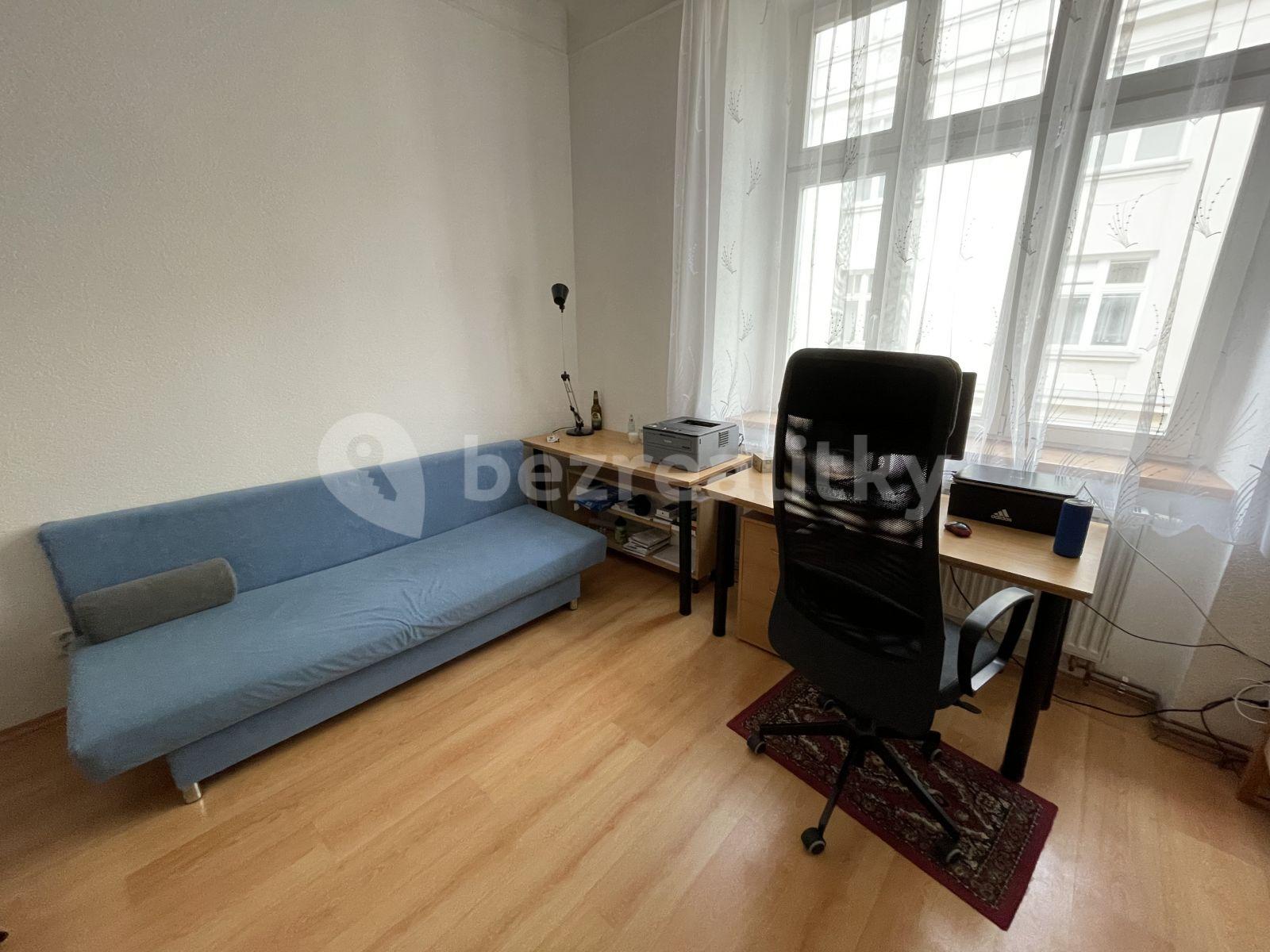 2 bedroom with open-plan kitchen flat to rent, 83 m², Soukenická, Brno, Jihomoravský Region