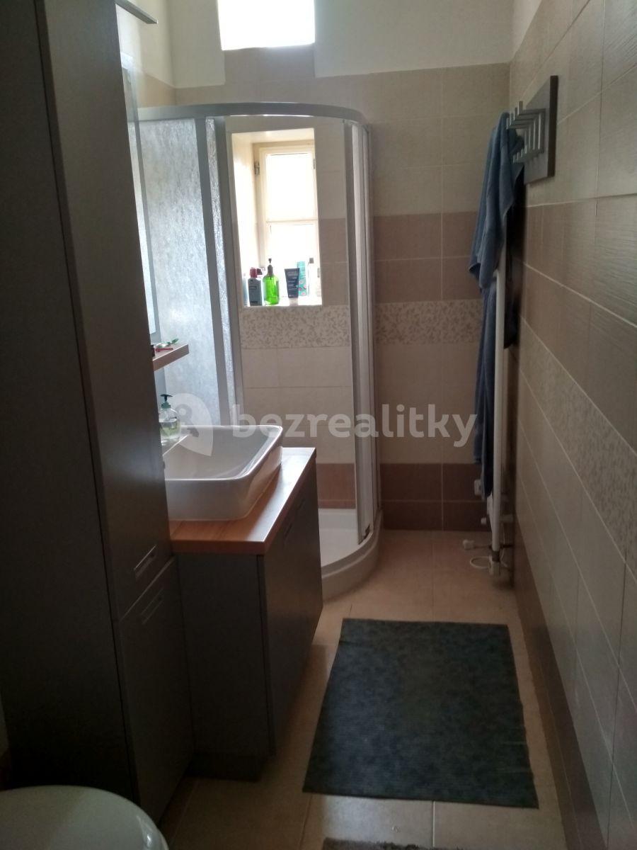 2 bedroom with open-plan kitchen flat to rent, 83 m², Soukenická, Brno, Jihomoravský Region