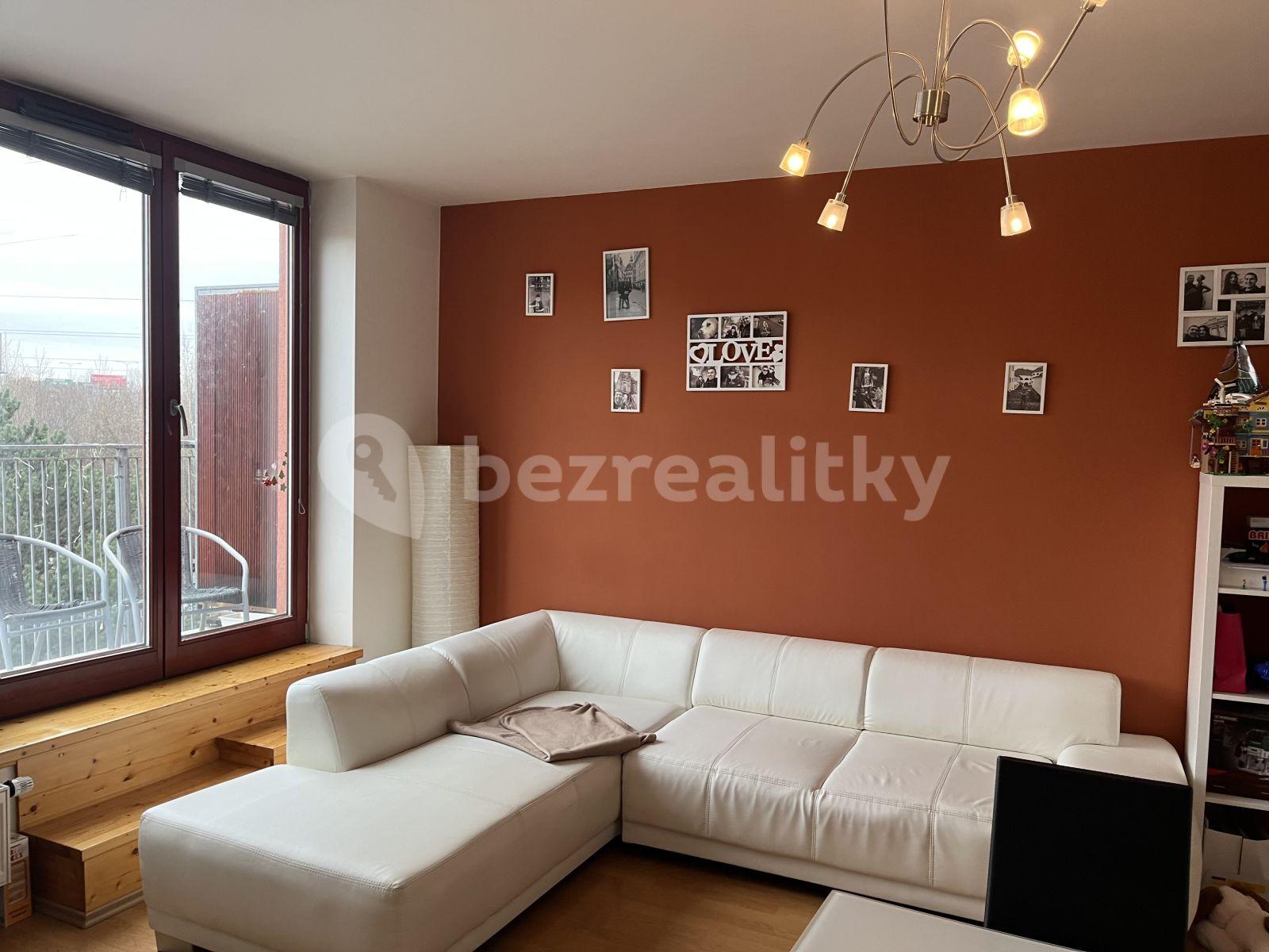 1 bedroom with open-plan kitchen flat to rent, 62 m², Podle Náhonu, Prague, Prague