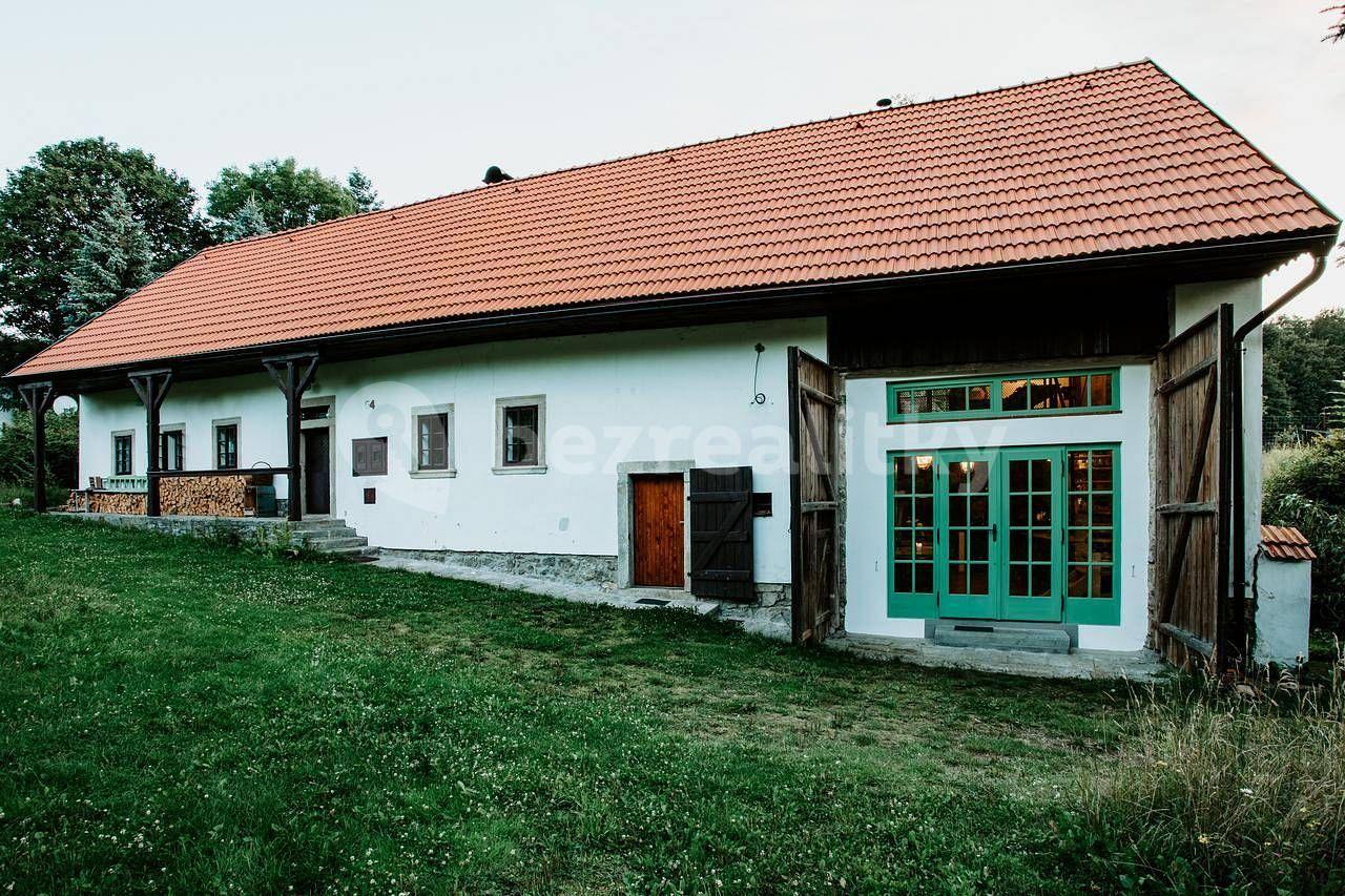 recreational property to rent, 0 m², Člunek, Jihočeský Region