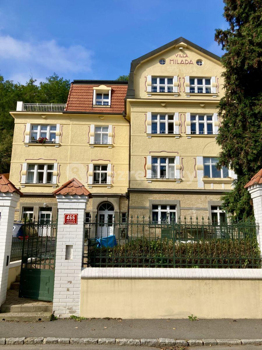 Studio flat to rent, 30 m², V Šáreckém údolí, Prague, Prague