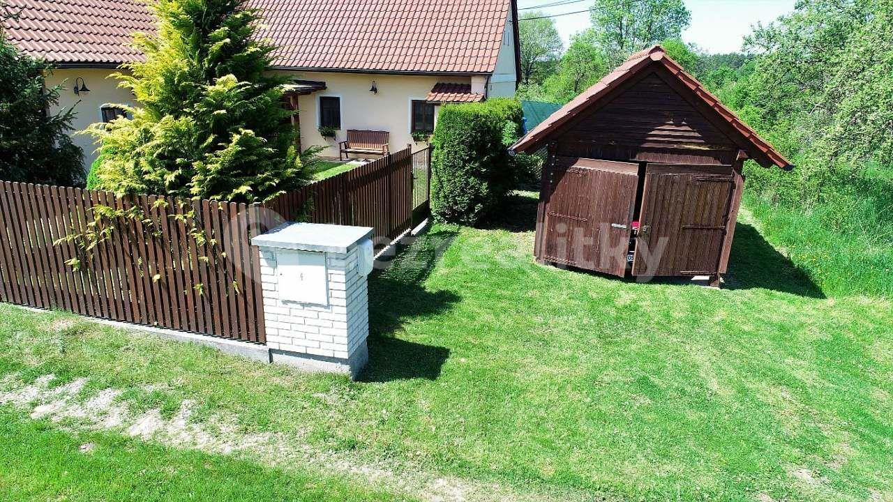 recreational property to rent, 0 m², Stříbřec, Jihočeský Region