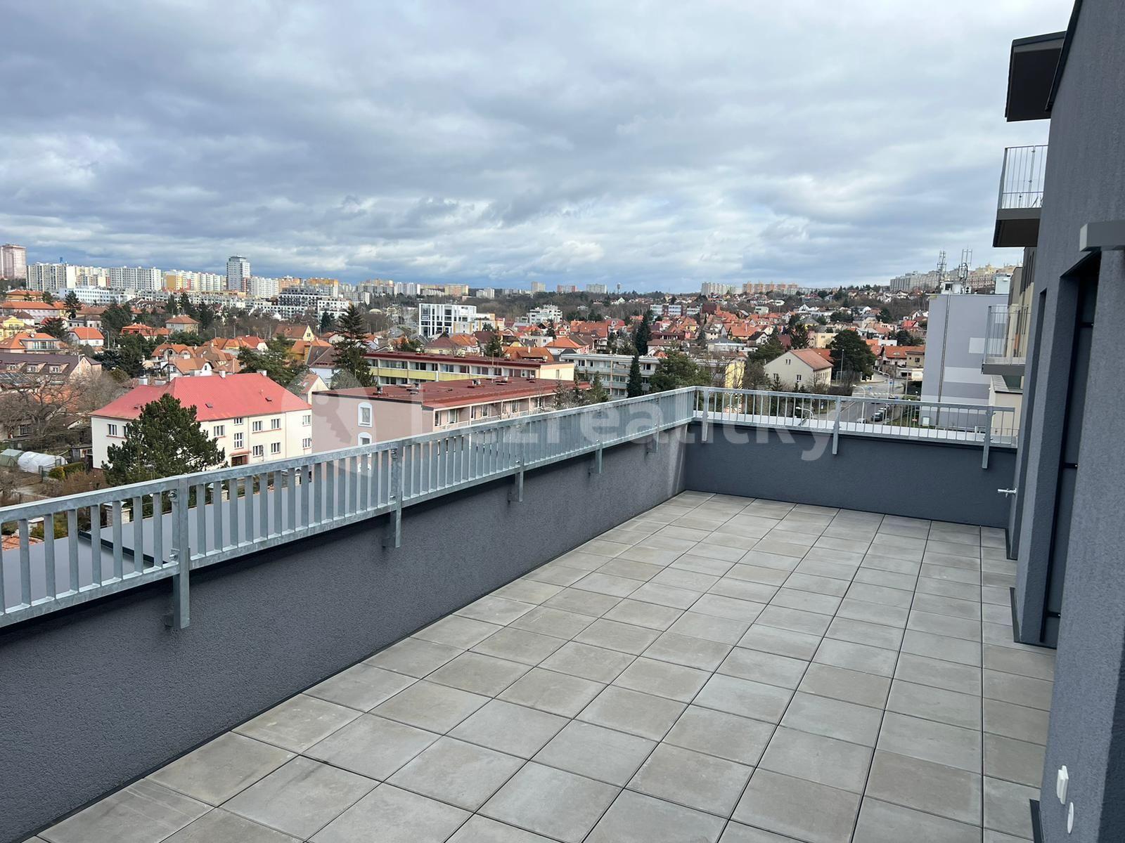 1 bedroom with open-plan kitchen flat to rent, 53 m², K Vystrkovu, Prague, Prague