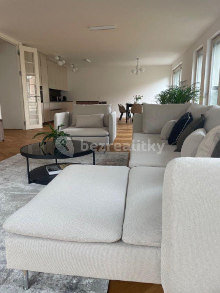 2 bedroom with open-plan kitchen flat to rent, 172 m², Hradešínská, Prague, Prague