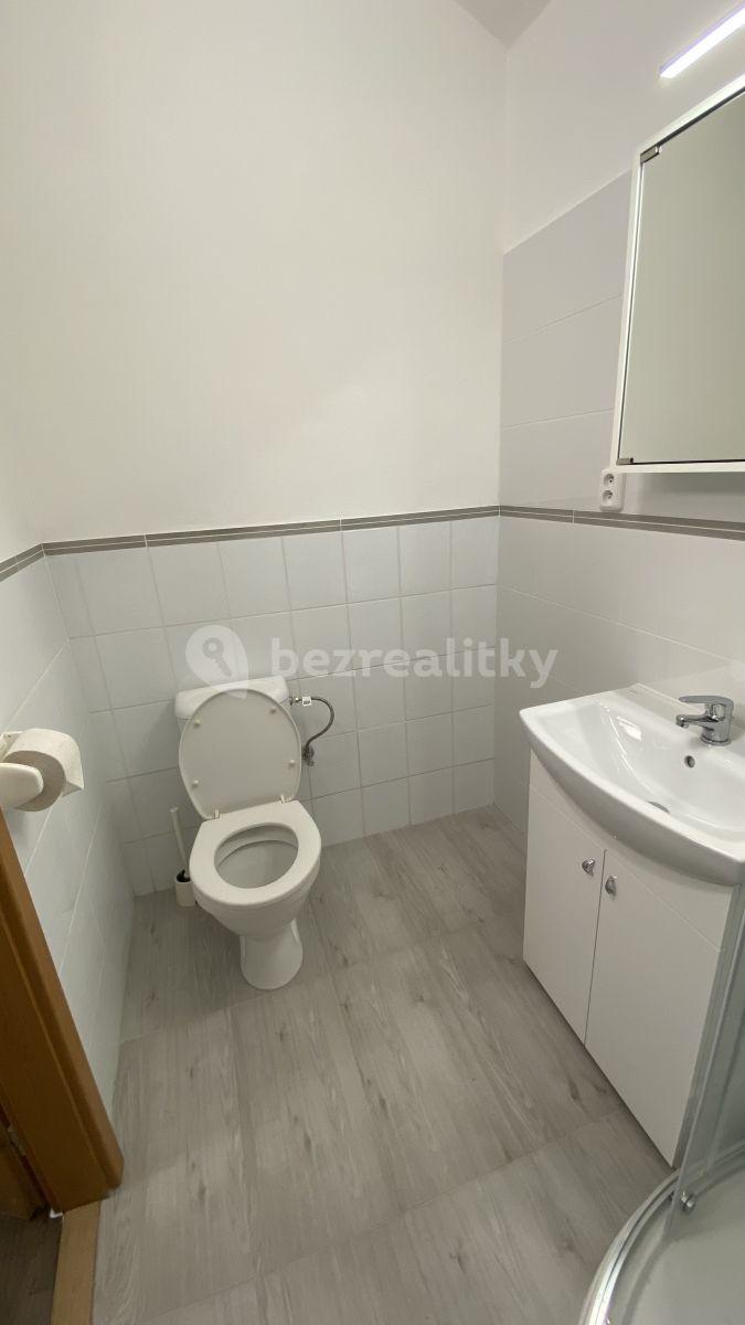 1 bedroom flat to rent, 37 m², U Dráhy, Plzeň, Plzeňský Region