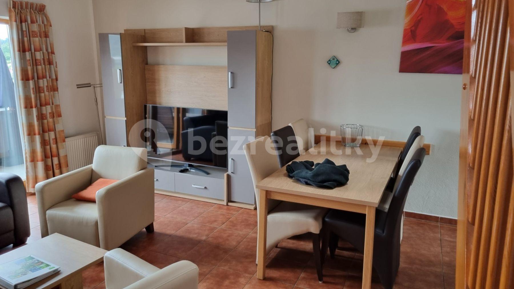 2 bedroom with open-plan kitchen flat for sale, 88 m², 163, Lipno nad Vltavou, Jihočeský Region