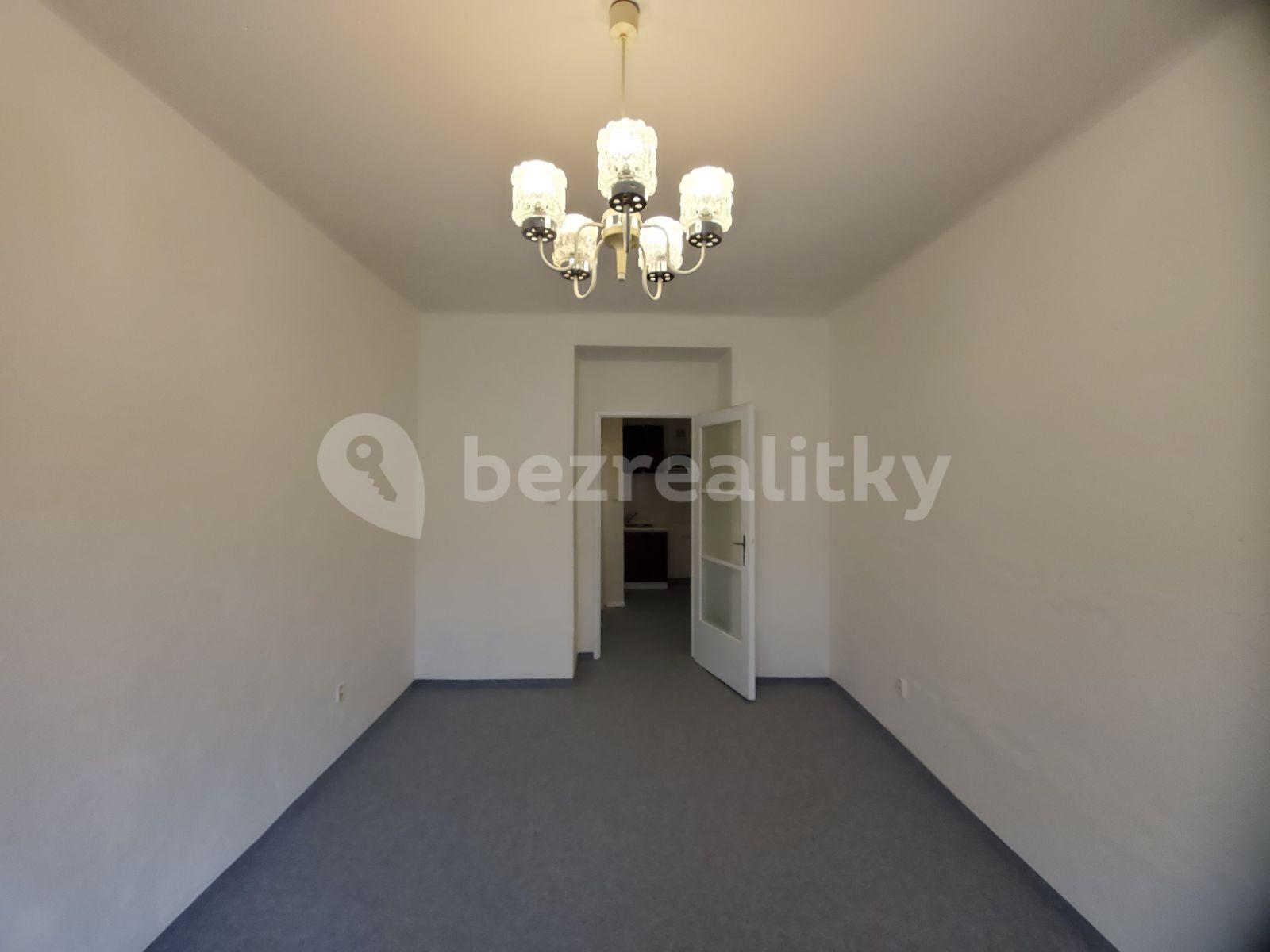 Studio flat for sale, 36 m², Holečkova, Prague, Prague