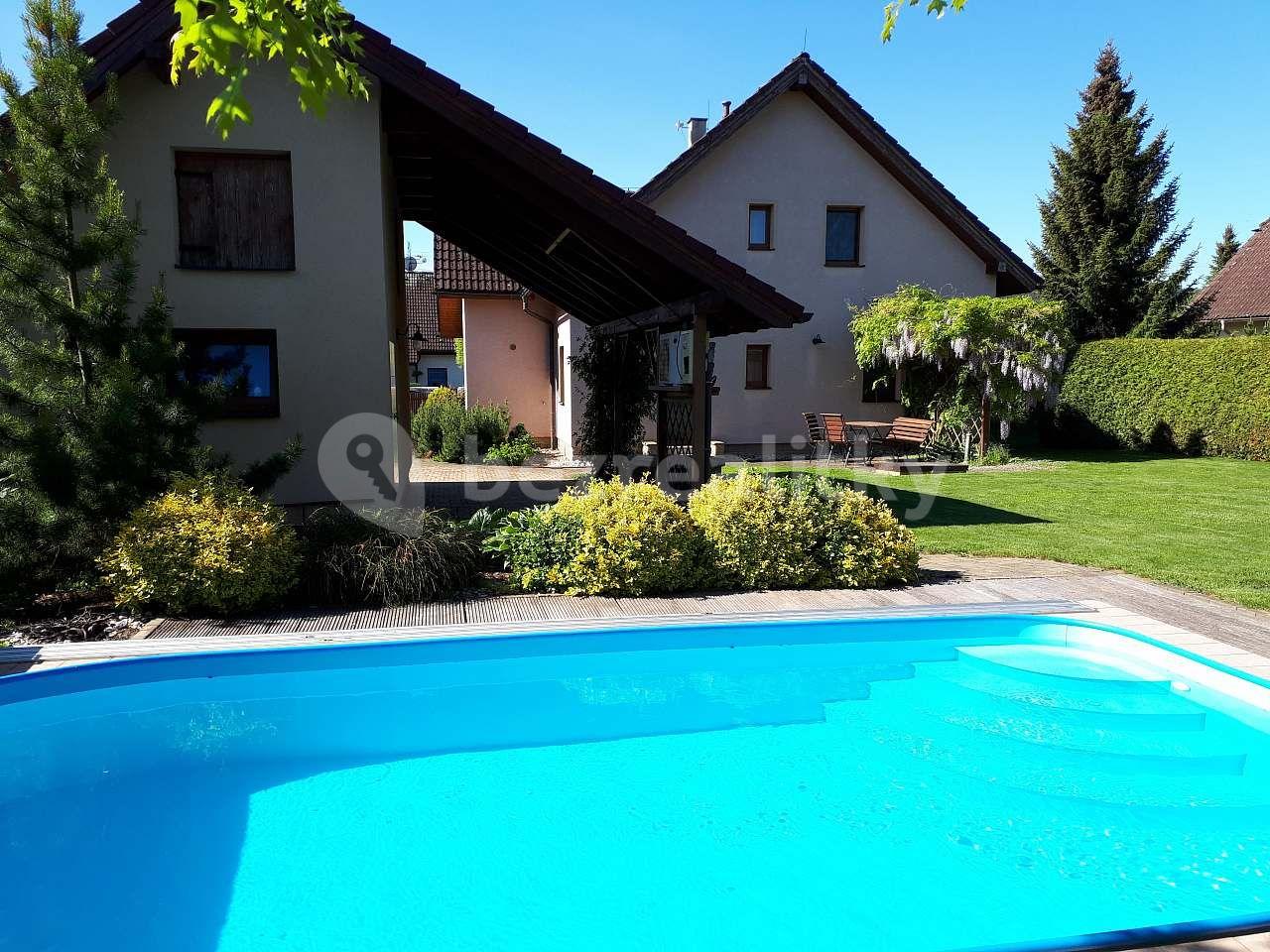 recreational property to rent, 0 m², Březina, Královéhradecký Region