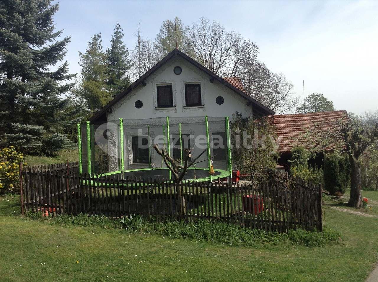 recreational property to rent, 0 m², Chuchelna, Liberecký Region