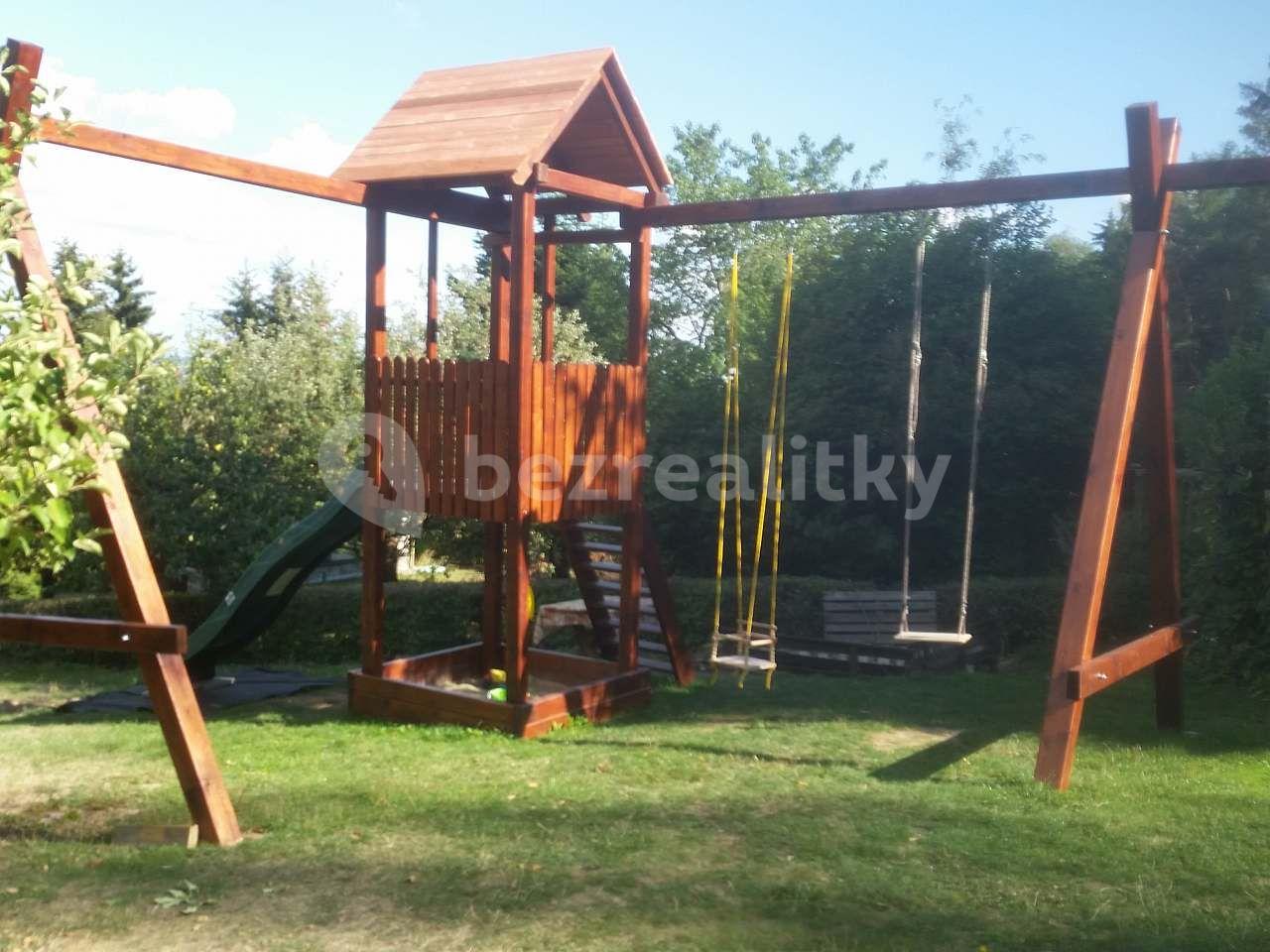 recreational property to rent, 0 m², Bílá Třemešná, Královéhradecký Region