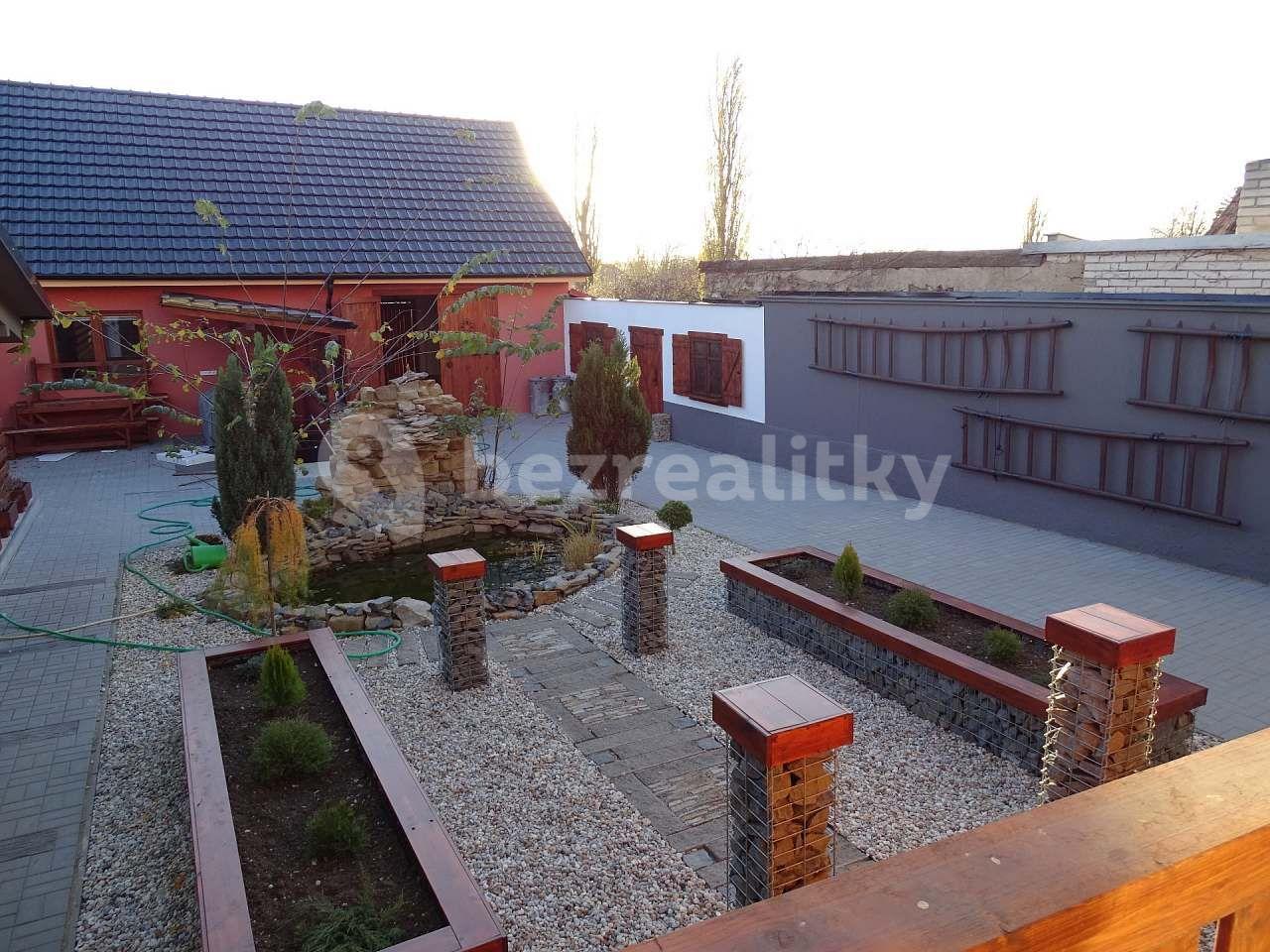 recreational property to rent, 0 m², Nivnice, Zlínský Region