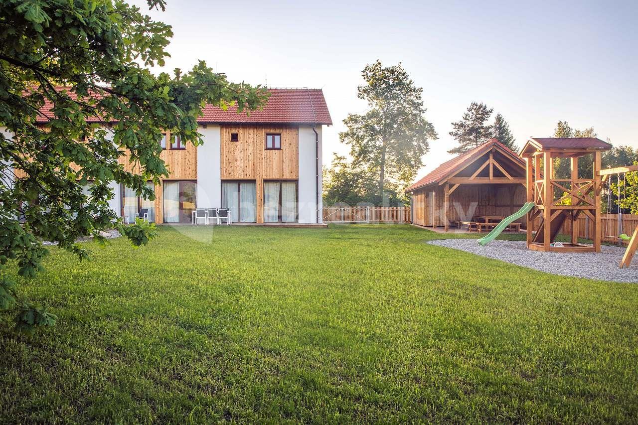 recreational property to rent, 0 m², Horní Stropnice, Jihočeský Region