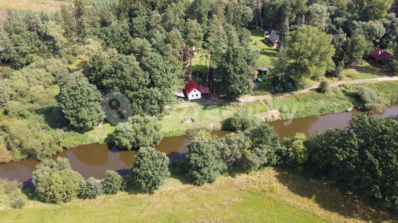 recreational property to rent, 0 m², Planá nad Lužnicí, Jihočeský Region