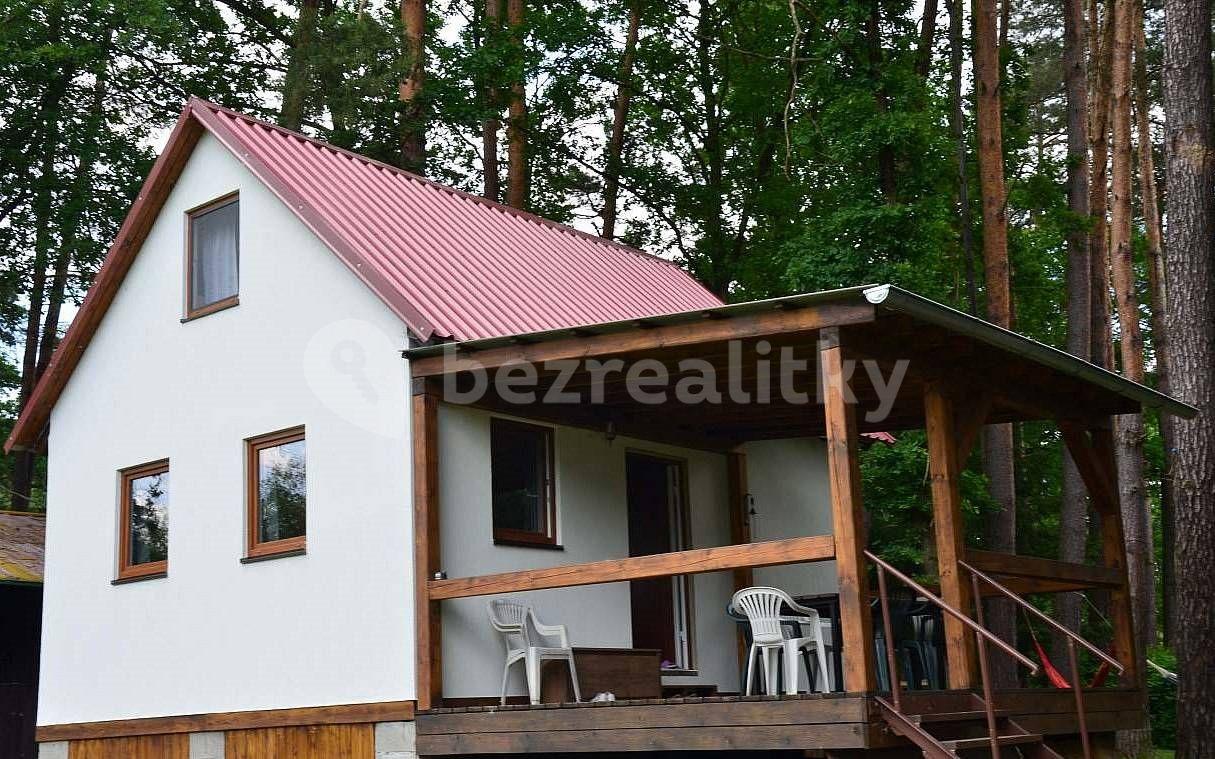 recreational property to rent, 0 m², Planá nad Lužnicí, Jihočeský Region