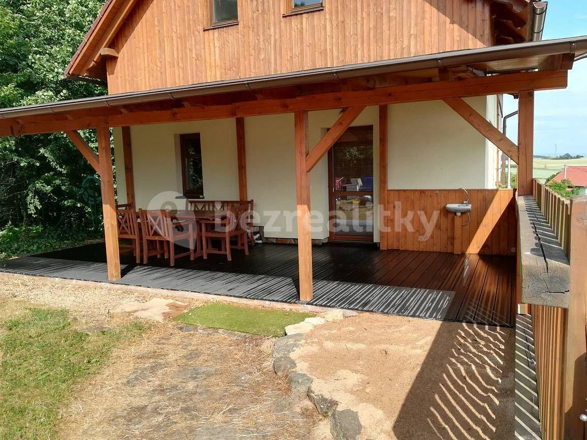 recreational property to rent, 0 m², Choustníkovo Hradiště, Královéhradecký Region