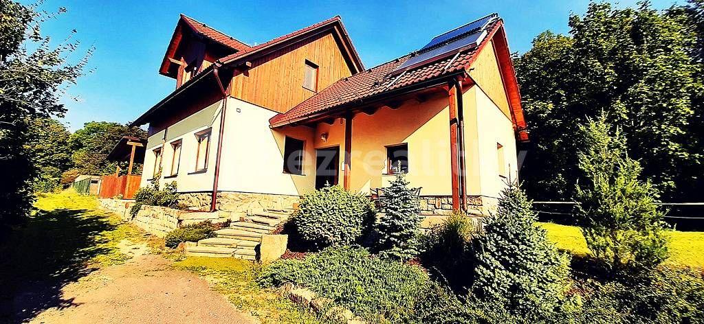 recreational property to rent, 0 m², Choustníkovo Hradiště, Královéhradecký Region