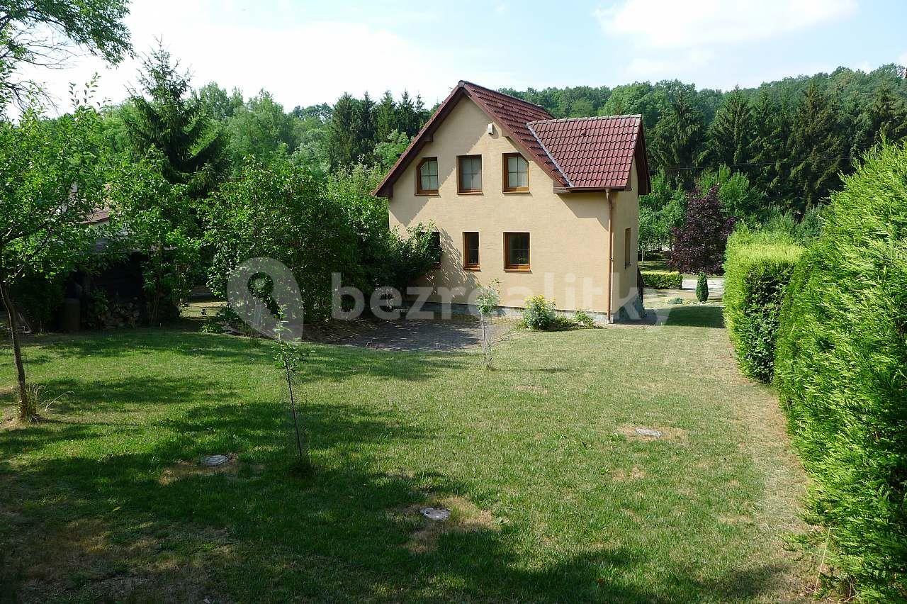 recreational property to rent, 0 m², Hluk, Zlínský Region