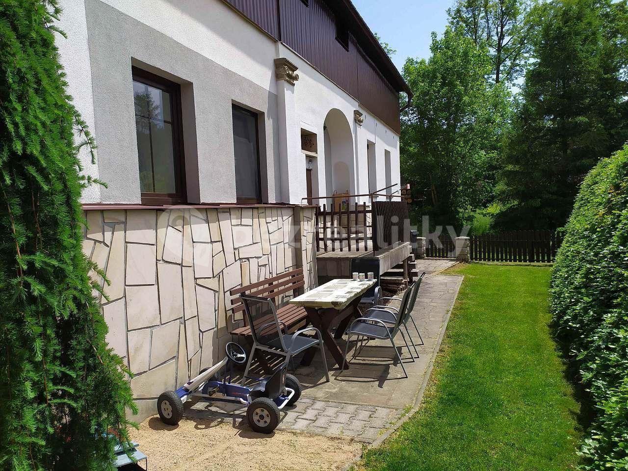 recreational property to rent, 0 m², Teplice nad Metují, Královéhradecký Region