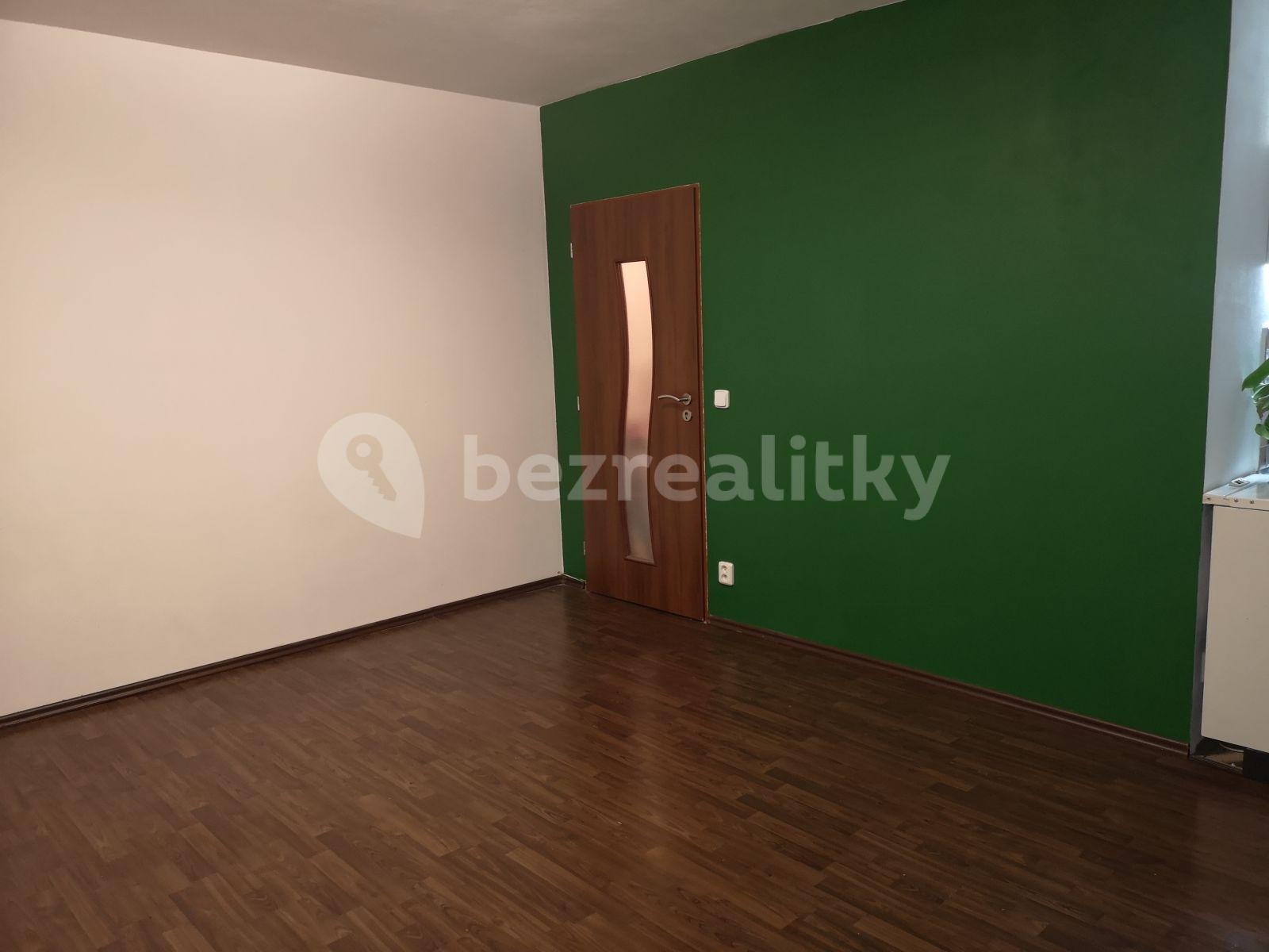 Studio flat to rent, 30 m², Benešovská, Kladno, Středočeský Region