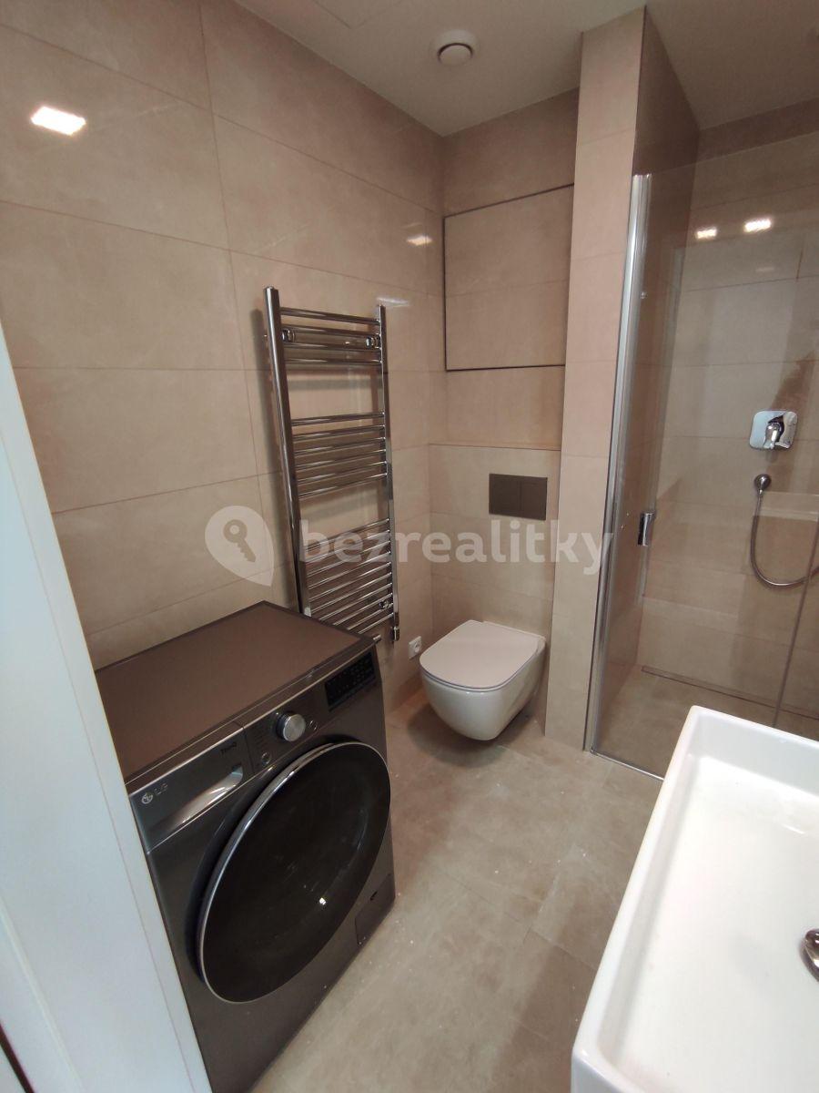 Studio flat to rent, 38 m², Kurandové, Prague, Prague